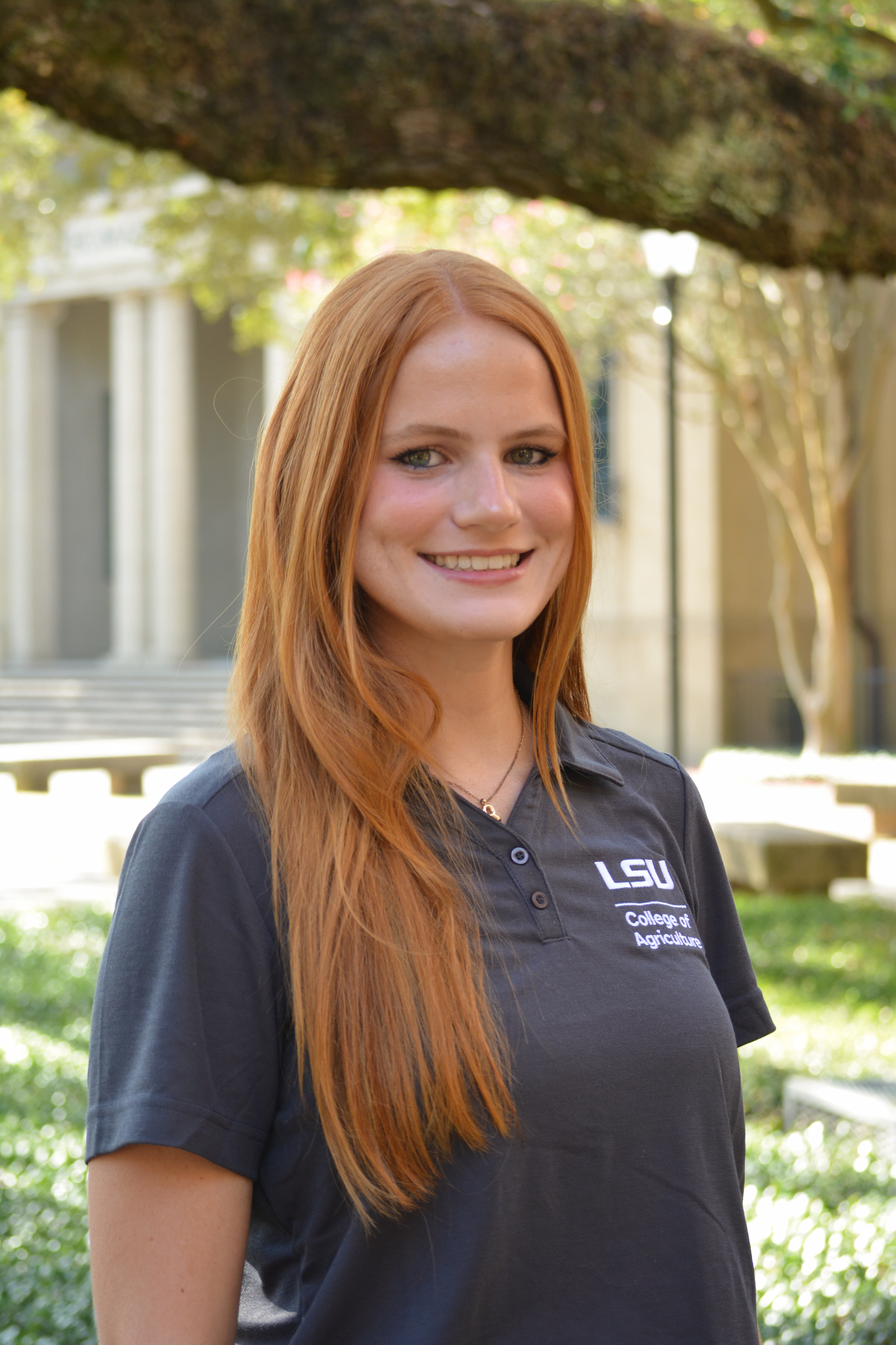 Rylie Hutchinson Headshot