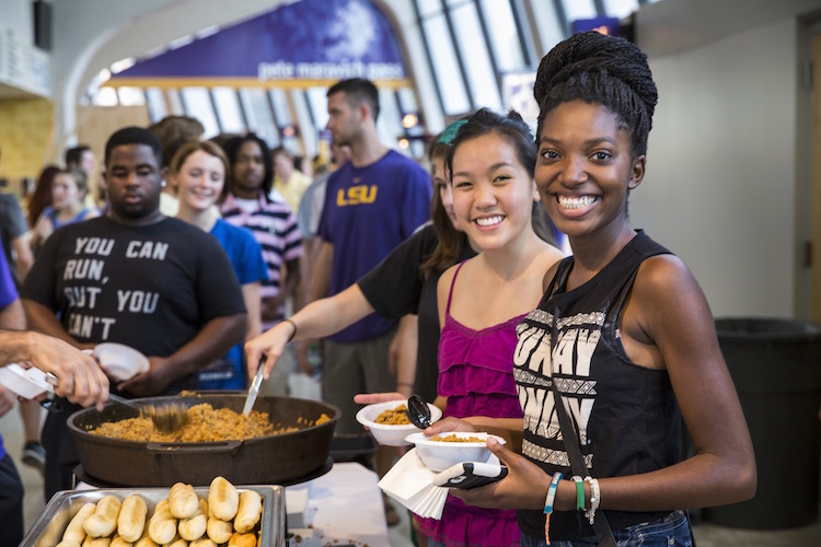 students at stripes event